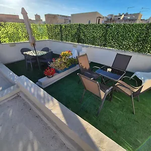 https://casette-di-alex-con-terrazza.sicilyhotelsitaly.net
